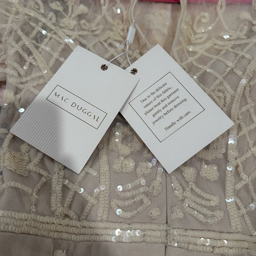 Nude Sequined Illusion Tiered High Neck Long Sleeve Midi Dress Size 6 - Picture 10 of 15